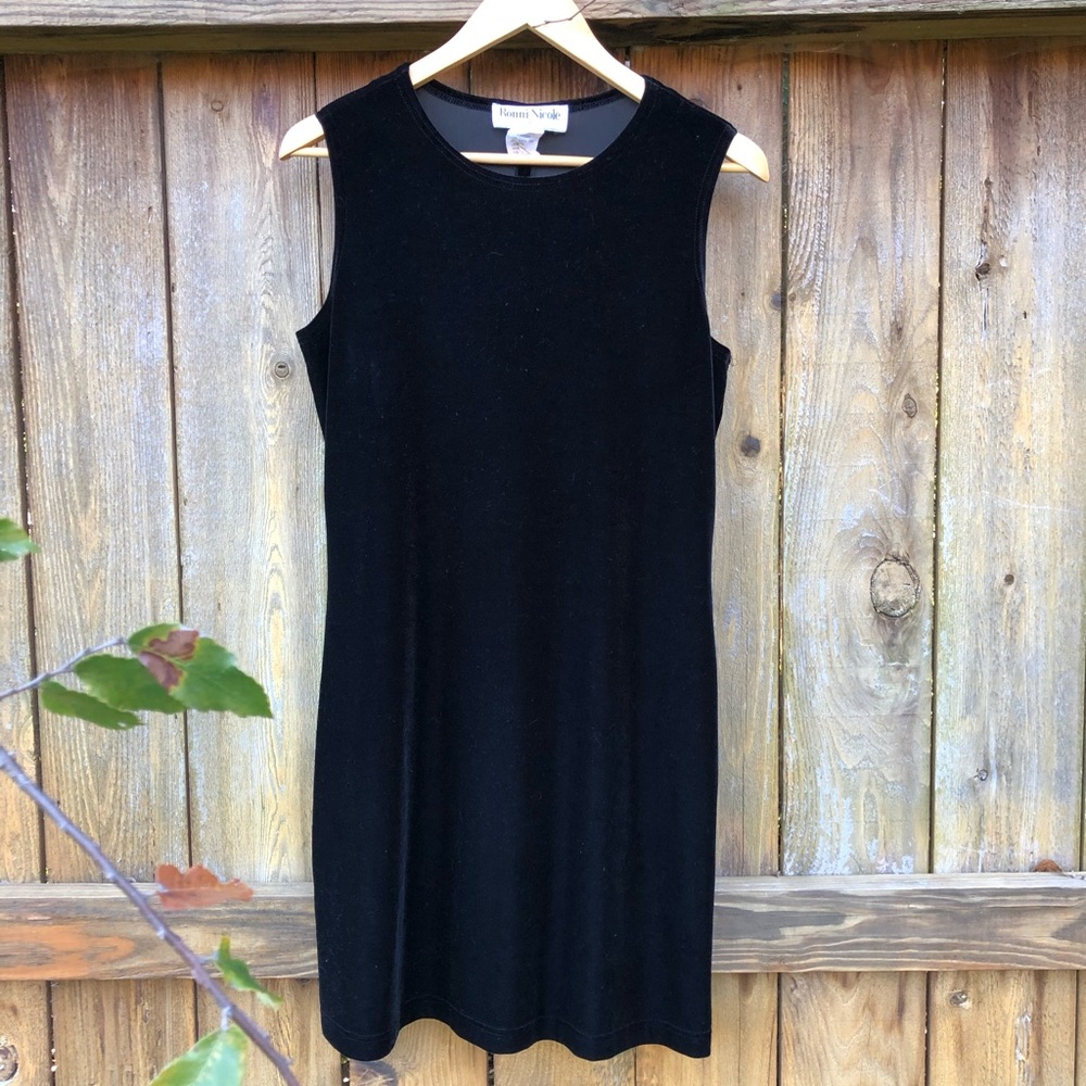 Ronni Nicole Black Suede Dress - Picture 2 of 6